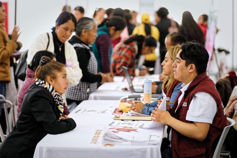 Agiliza Gobierno del Estado de México trámites y servicios del programa Mujeres con Bienestar