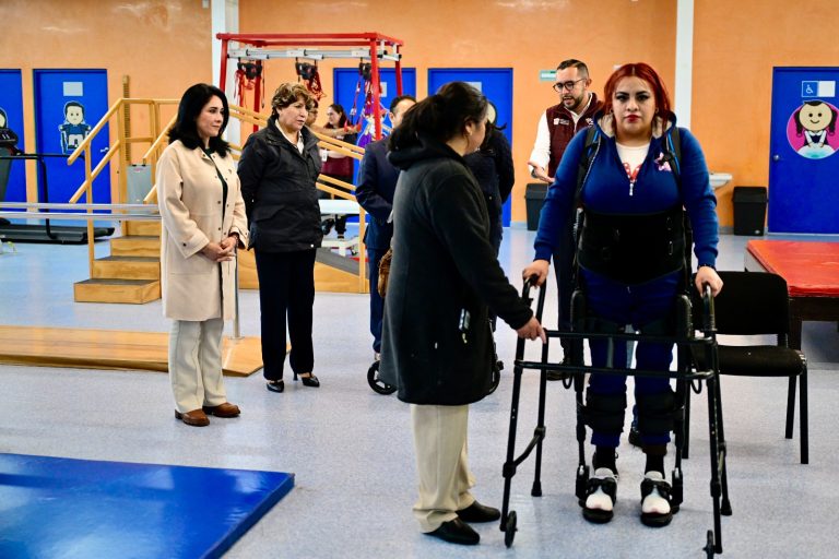 Gobernadora Delfina Gómez Álvarez protege a la infancia mexiquense mediante convenio con la Fundación Michou y Mau