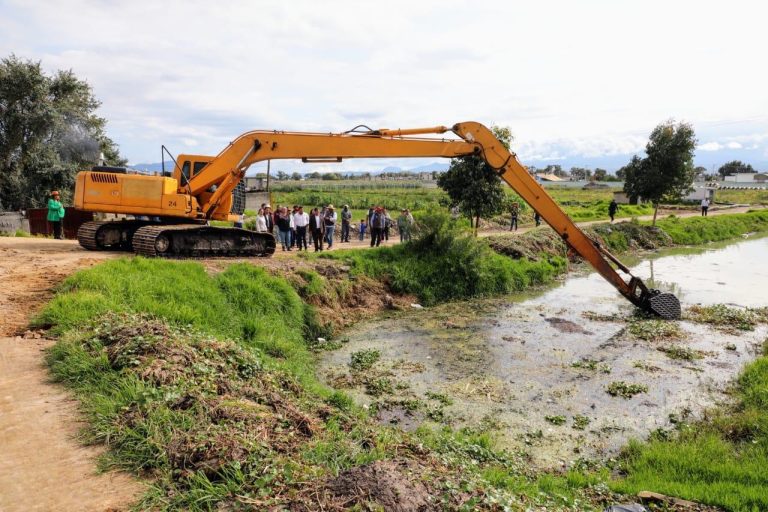 Desazolve en zonas rurales evita que se pierdan cosechas: Secretaría del Campo