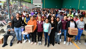 Entrega DIFEM canastas alimentarias para fortalecer la economía y nutrición familiar en la región mazahua