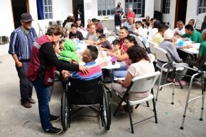 “No nos vamos de Chalco hasta resolver”: afirma la Gobernadora Delfina Gómez Álvarez al anunciar entrega de enseres y censo de Bienestar