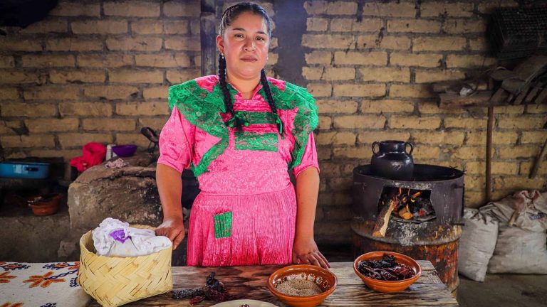 Reitera GEM compromiso con mujeres de comunidades originarias en el Día Internacional de la Mujer Indígena