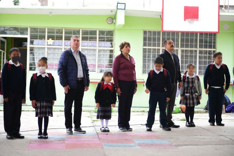 Exitoso regreso a clases en 22 escuelas de Chalco; Gobernadora Delfina Gómez anuncia segundo censo de bienestar para afectados