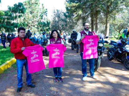 Conmemora EdoMéx Día Mundial de la Lucha Contra el Cáncer de Mama con Rodada Rosa y servicios de salud