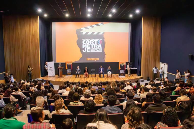 Crea ISSEMYM consciencia acerca del cáncer de mama y próstata, a través de la mirada universitaria