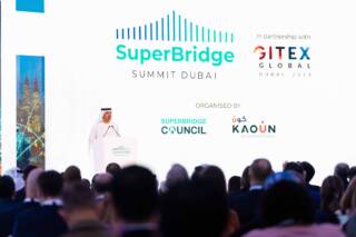 SuperBridge Summit 2024 atrae a prominentes líderes del sector, se anuncian los principales oradores