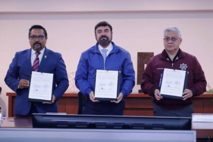 Firman Secretarios de Seguridad y de Desarrollo Urbano e Infraestructura del EdoMéx convenio para desarrollar y mejorar obras públicas