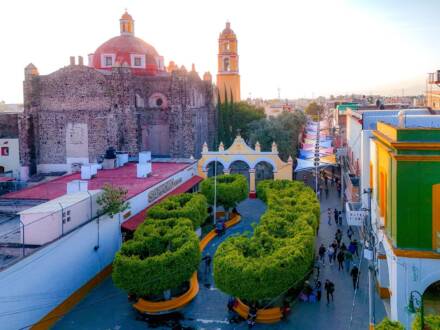 Reactiva Gobernadora Delfina Gómez Álvarez movilidad, economía y educación en la zona oriente del EdoMéx; Obras de la Transformación atraen comercio, cultura y turismo para Texcoco