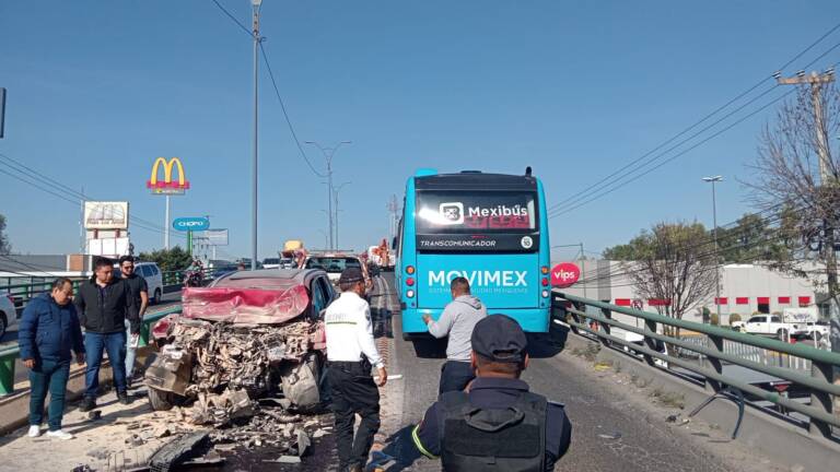 Opera con normalidad Línea 2 del Mexibús; servicios de emergencia atienden oportunamente accidente