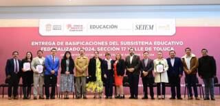 Entrega Gobernadora Delfina Gómez Álvarez más de 10 mil basificaciones a personal del sector educativo del Estado de México