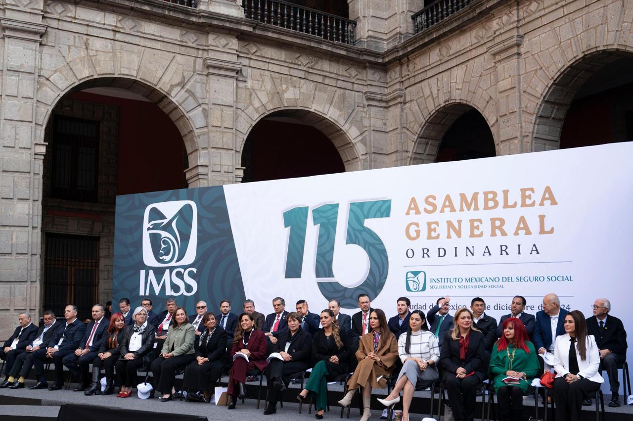 Asiste Gobernadora Delfina Gómez Álvarez a la 115 Asamblea General Ordinaria del IMSS; garantiza EdoMéx calidad en los servicios de salud