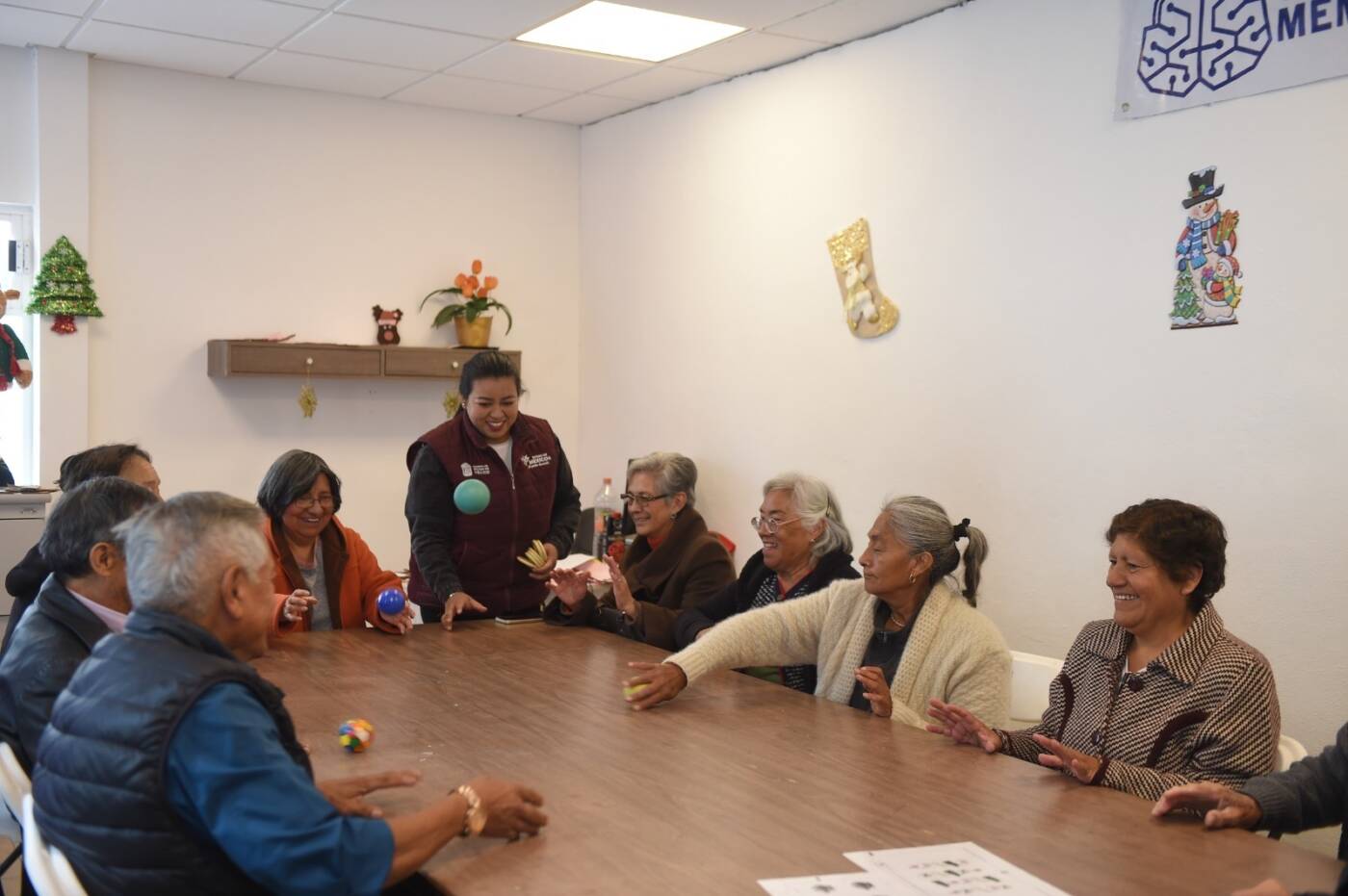 Desarrolla DIFEM taller del club de la memoria para prevenir demencia y Alzheimer