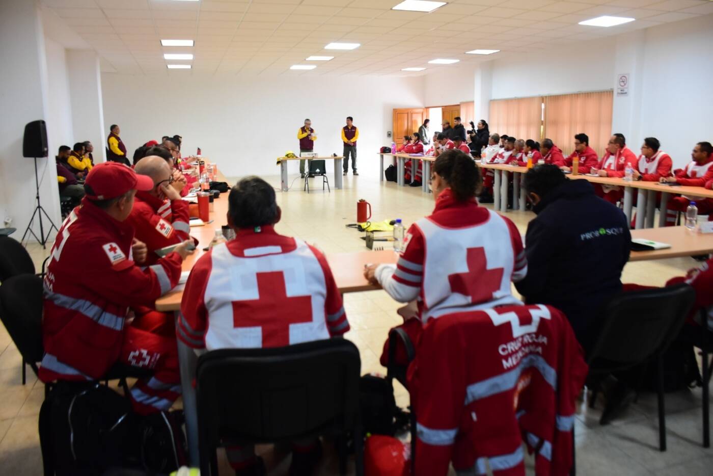 Capacita Probosque a voluntarios de la Cruz Roja en Manejo del Fuego y Atención de Incendios Forestales