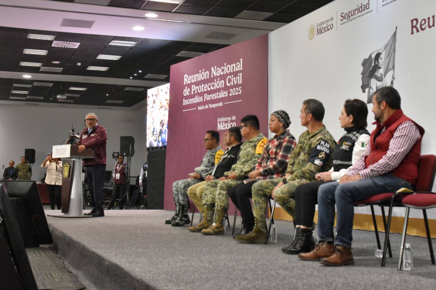 Los tres órdenes de Gobierno coordinan estrategias en la reunión nacional de Protección Civil para la Temporada de Incendios Forestales 2025