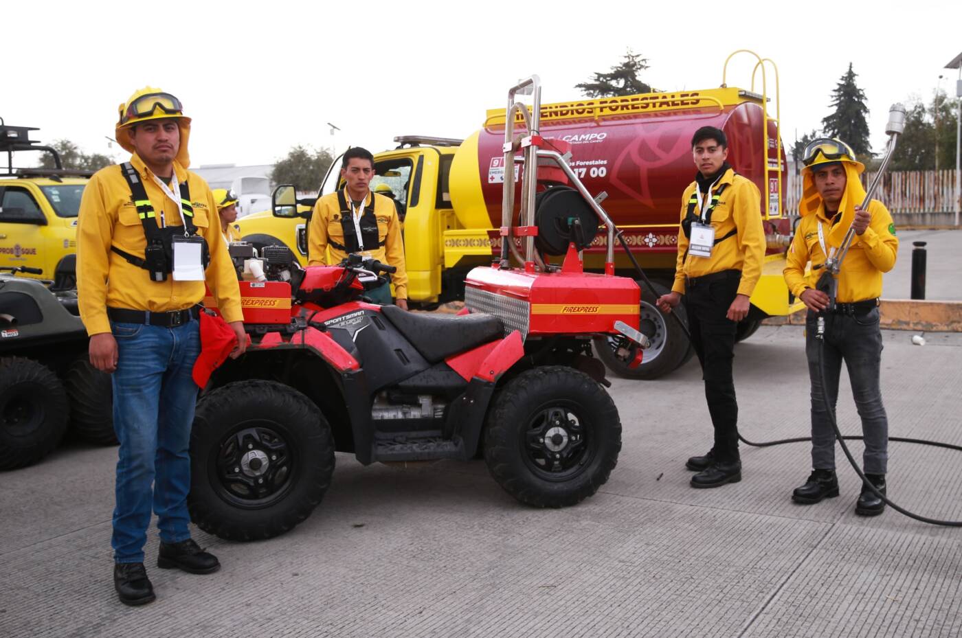 Despliega Gobierno del EdoMéx a más de 300 brigadistas y vehículos especializados de Probosque para atender la Temporada de Incendios Forestales