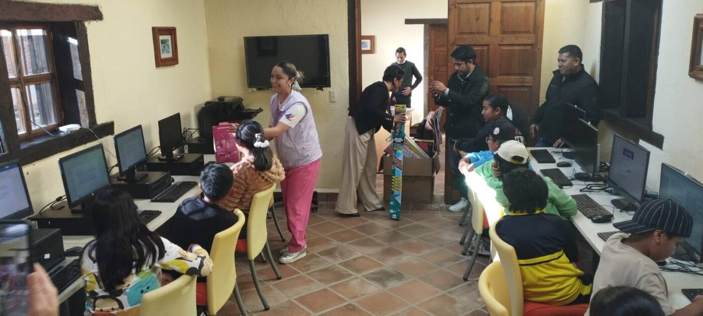 Promueve Asistencia Privada del EdoMéx taller de cómputo para niñas y niños mexiquenses