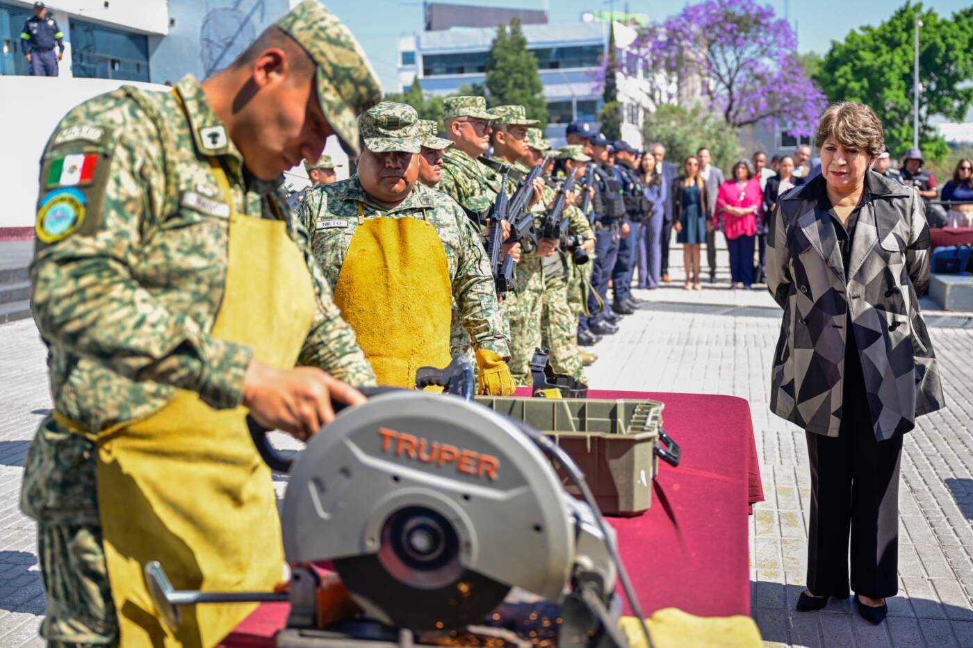 Destruye Gobernadora Delfina Gómez Álvarez arsenal decomisado en operativos de seguridad contra la delincuencia en el EdoMéx