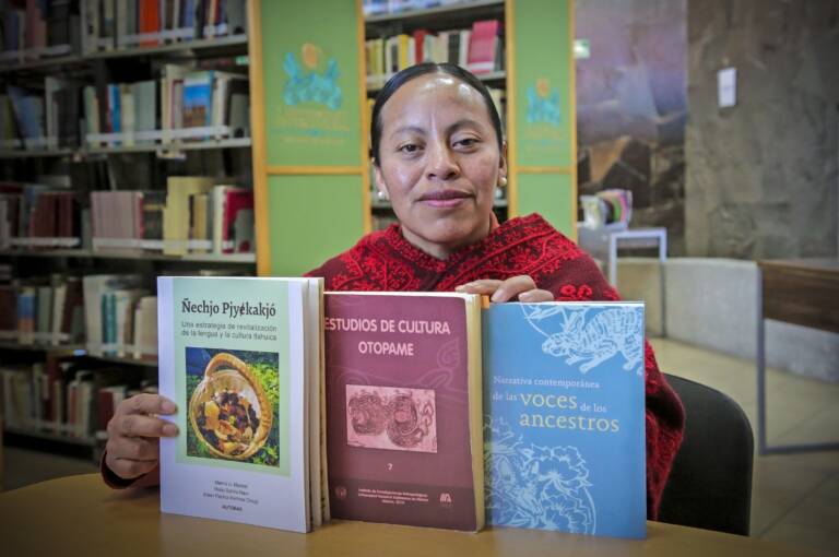 Impulsa Gobierno del Estado de México la educación y el desarrollo profesional de mujeres de pueblos originarios